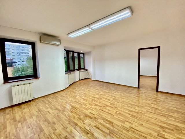 Dorobanti, Petrom, spatiu de birou, all inclusive, 90 mp, 3 camere.