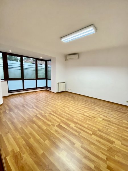 Dorobanti, Petrom, spatiu de birou, all inclusive, 90 mp, 3 camere.